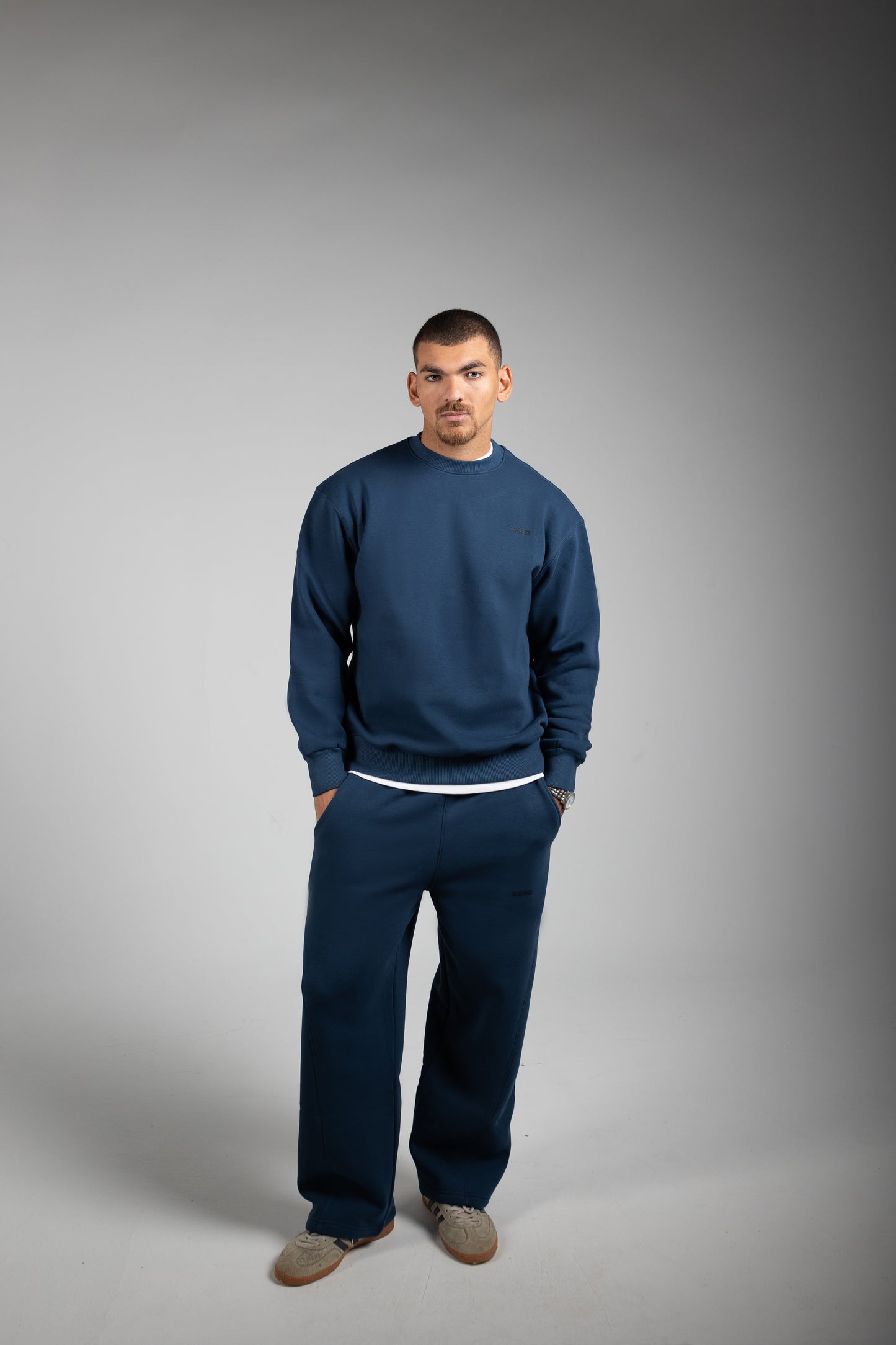 Zero Basic Sweater - 0 Apparel