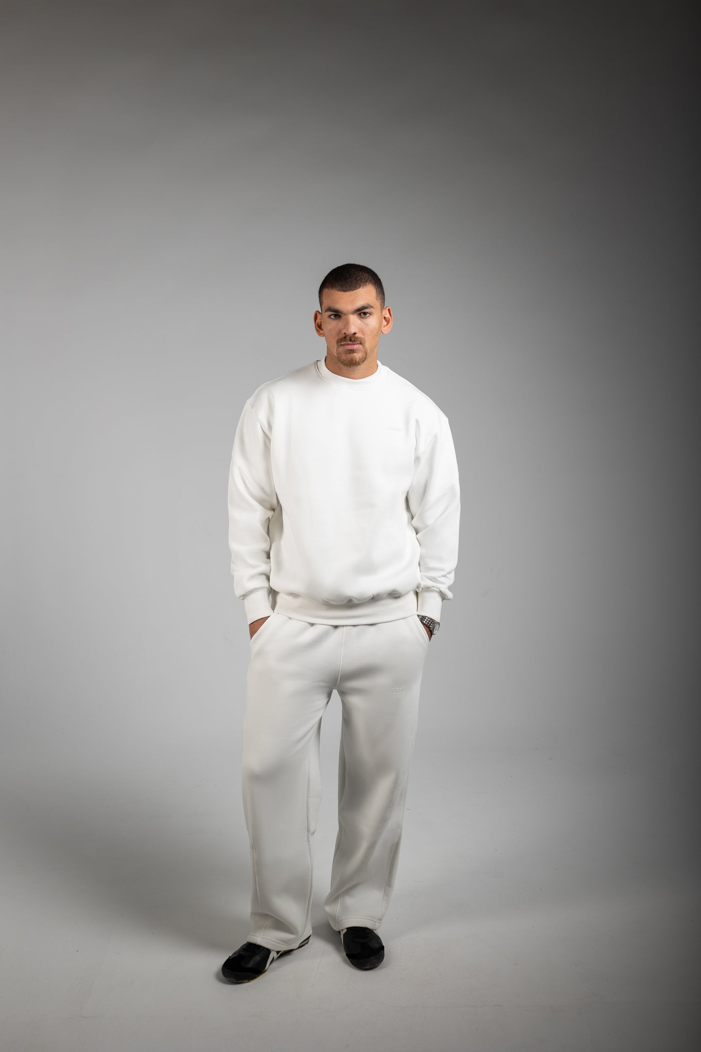 Zero Basic Sweater - 0 Apparel