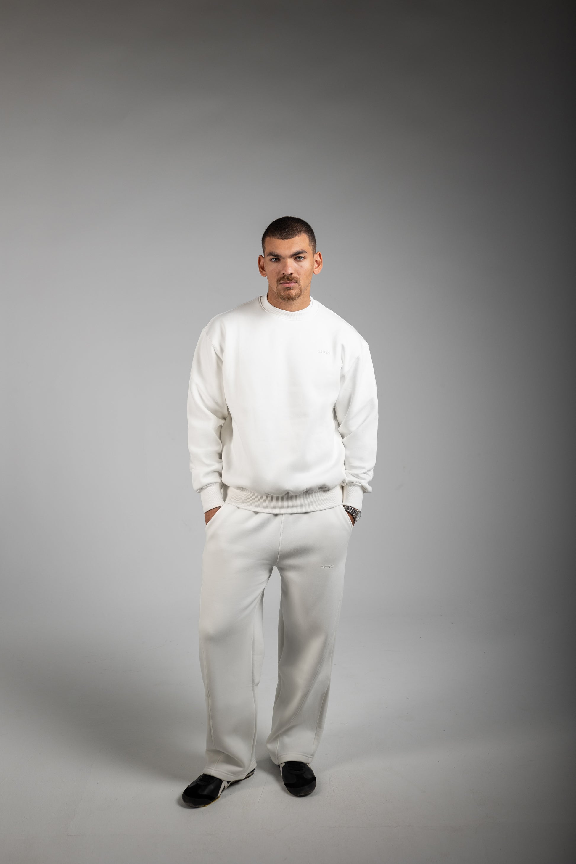 Zero Basic Sweater - 0 Apparel